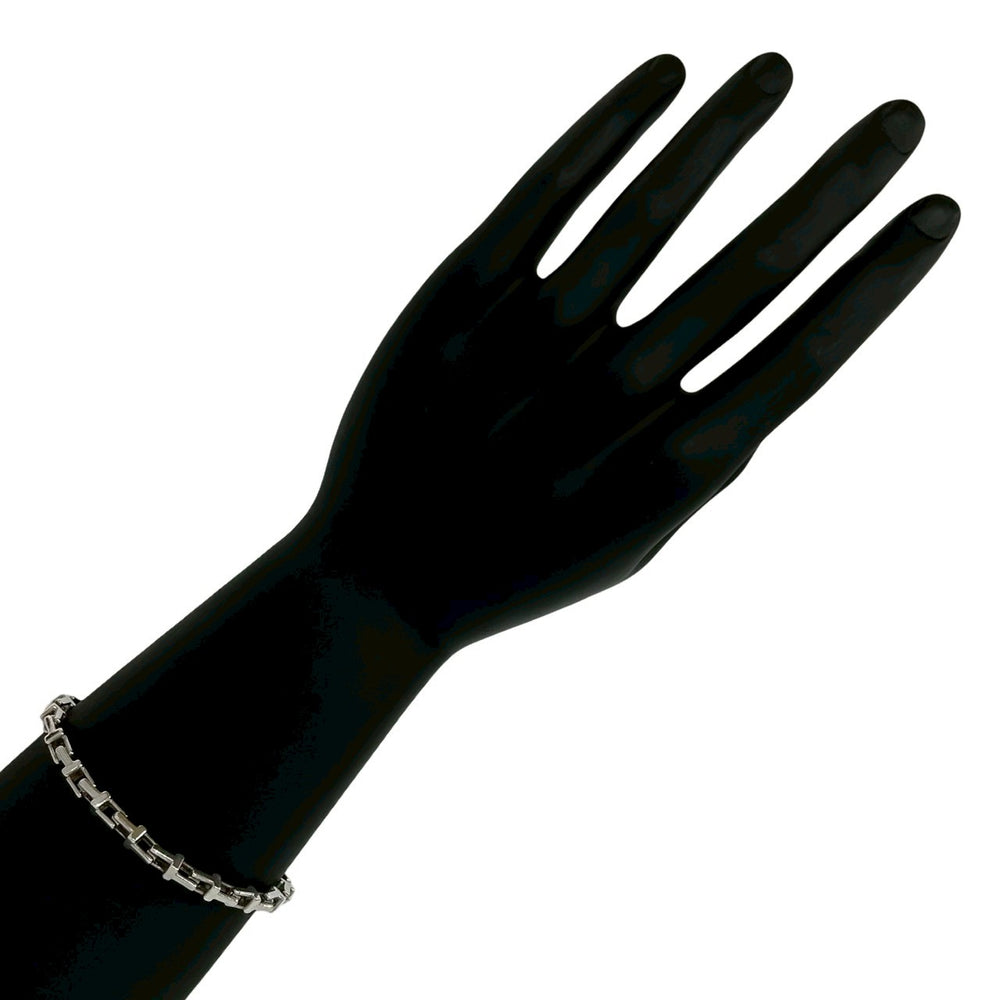 blurRubbingTiffany T narrow blurRubbingCut