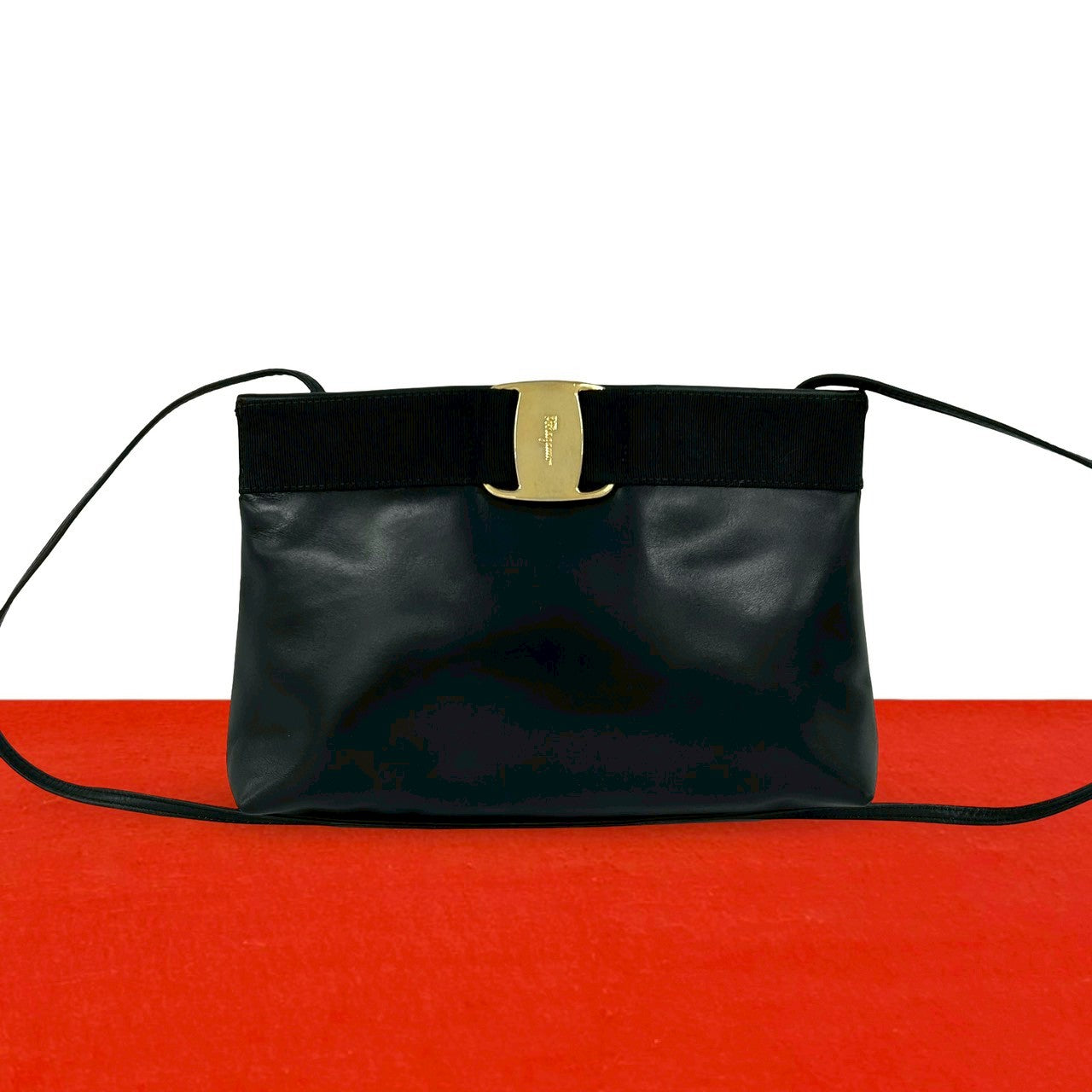Salvatore Ferragamo サルヴァトーレフェラガモ ショルダーバッグ – Trip