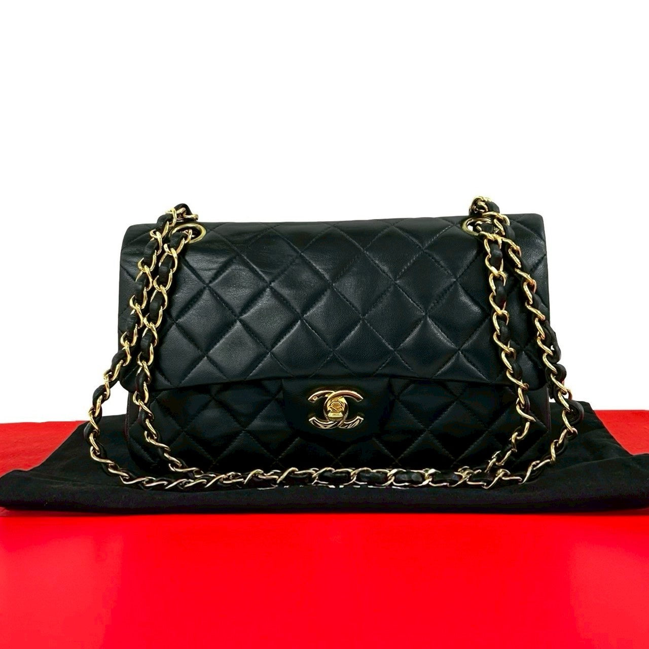 CHANEL シャネル (Vintage) ショルダーバッグ – Trip