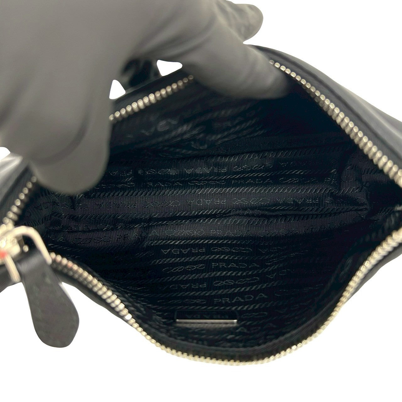 PRADA プラダ Re-Edition 2005 Re-Nylon ショルダーバッグ – Trip