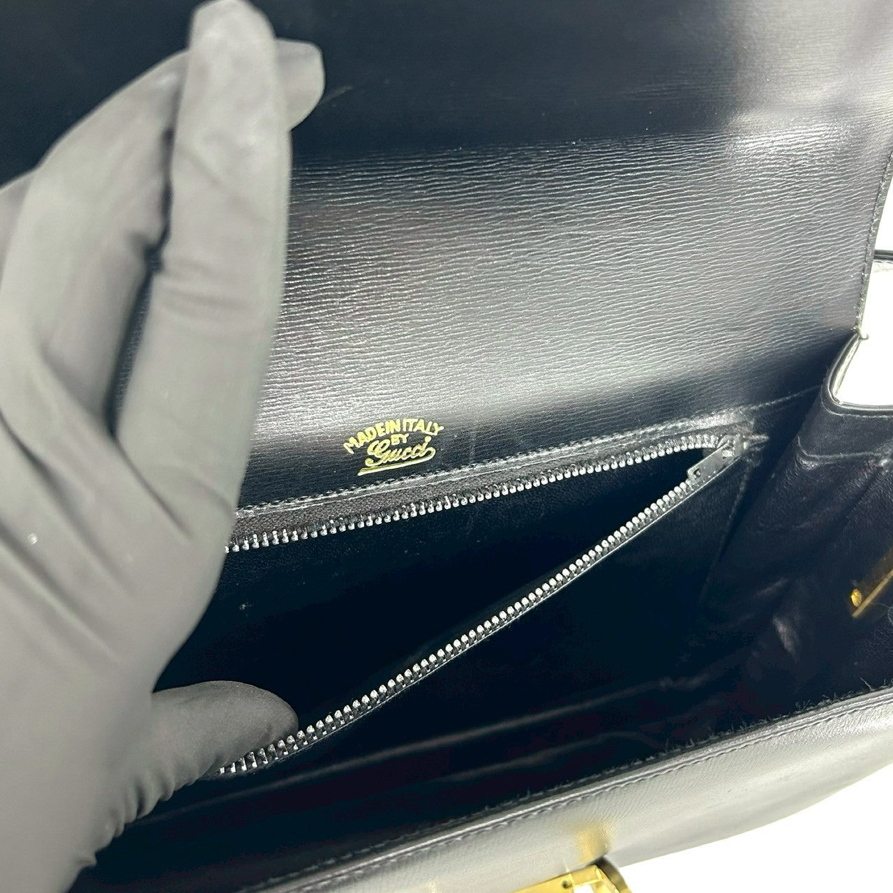 GUCCI グッチ (Vintage) ショルダーバッグ – Trip