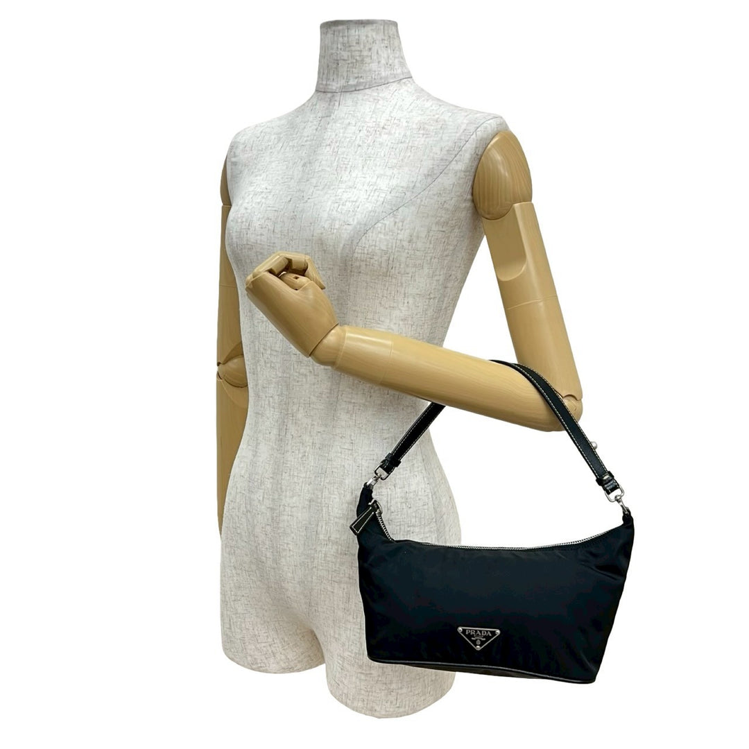 handbag prada