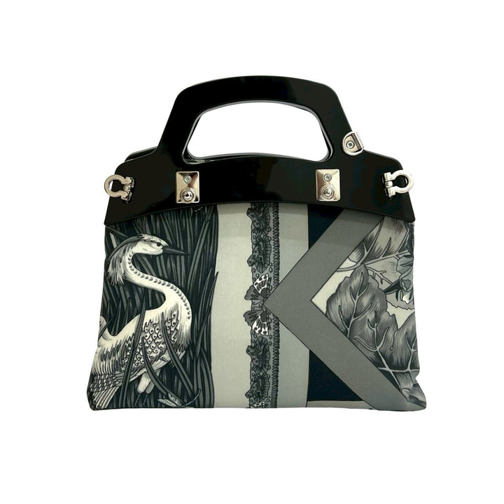 ショルダーバッグ サルヴァトーレフェラガモ