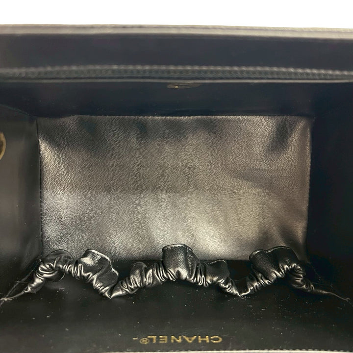 ショルダーバッグ シャネル