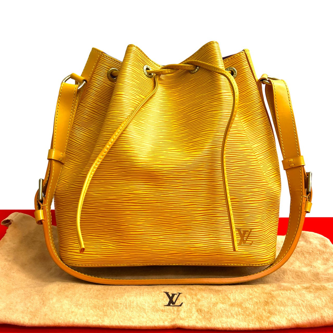 ショルダーバッグ ルイヴィトン プチノエ