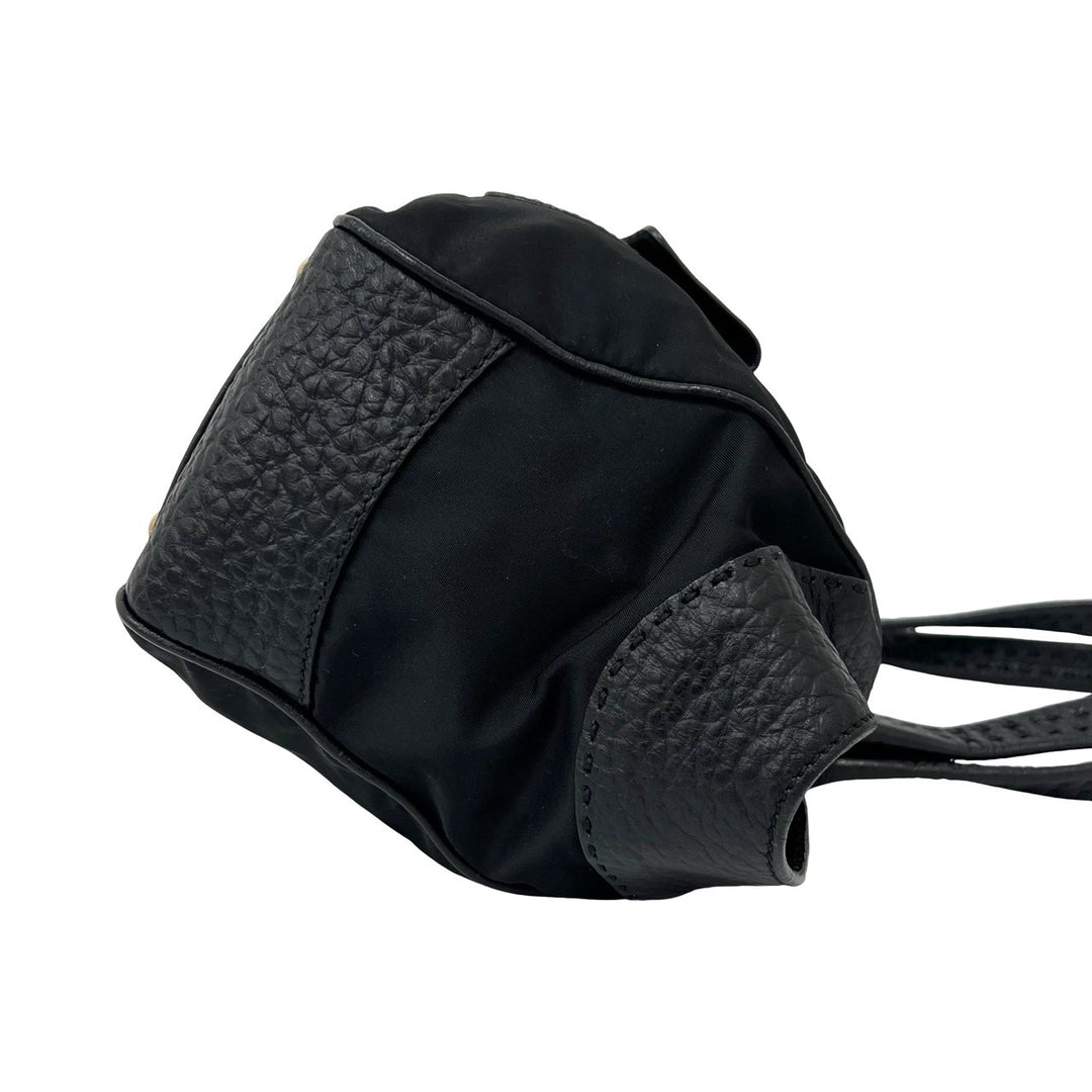 handbag prada