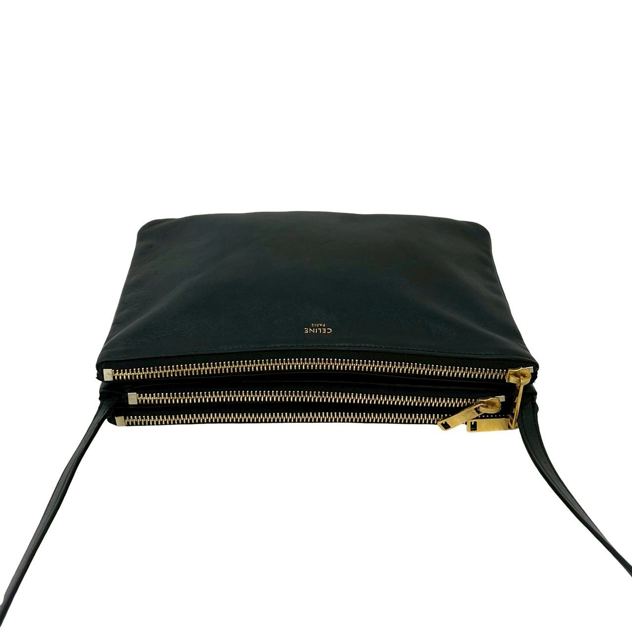 セリーヌ トリオ　ショルダーバッグ　ブラック CELINE セリーヌ トリオ ショルダーバッグ – Trip