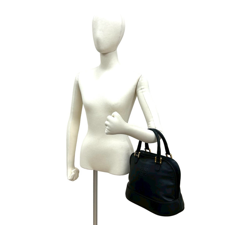 ハンドバッグ ロエベ