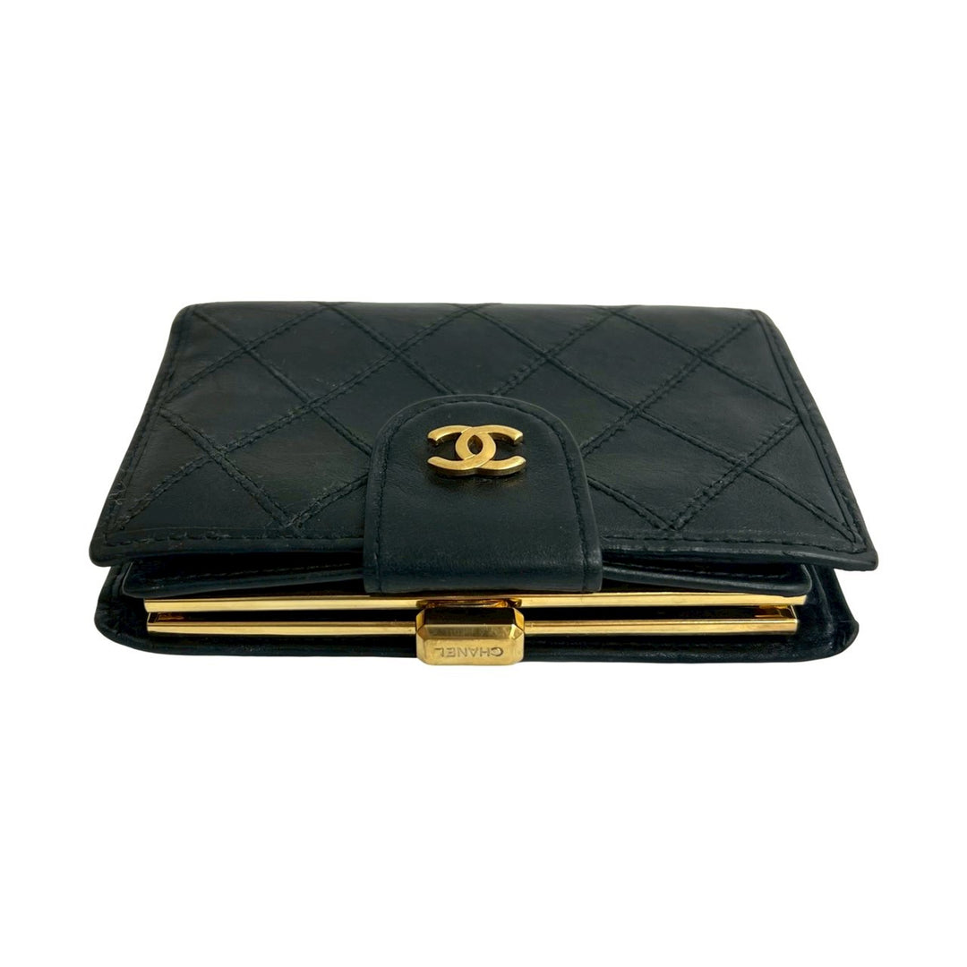 二つ折り財布 シャネル