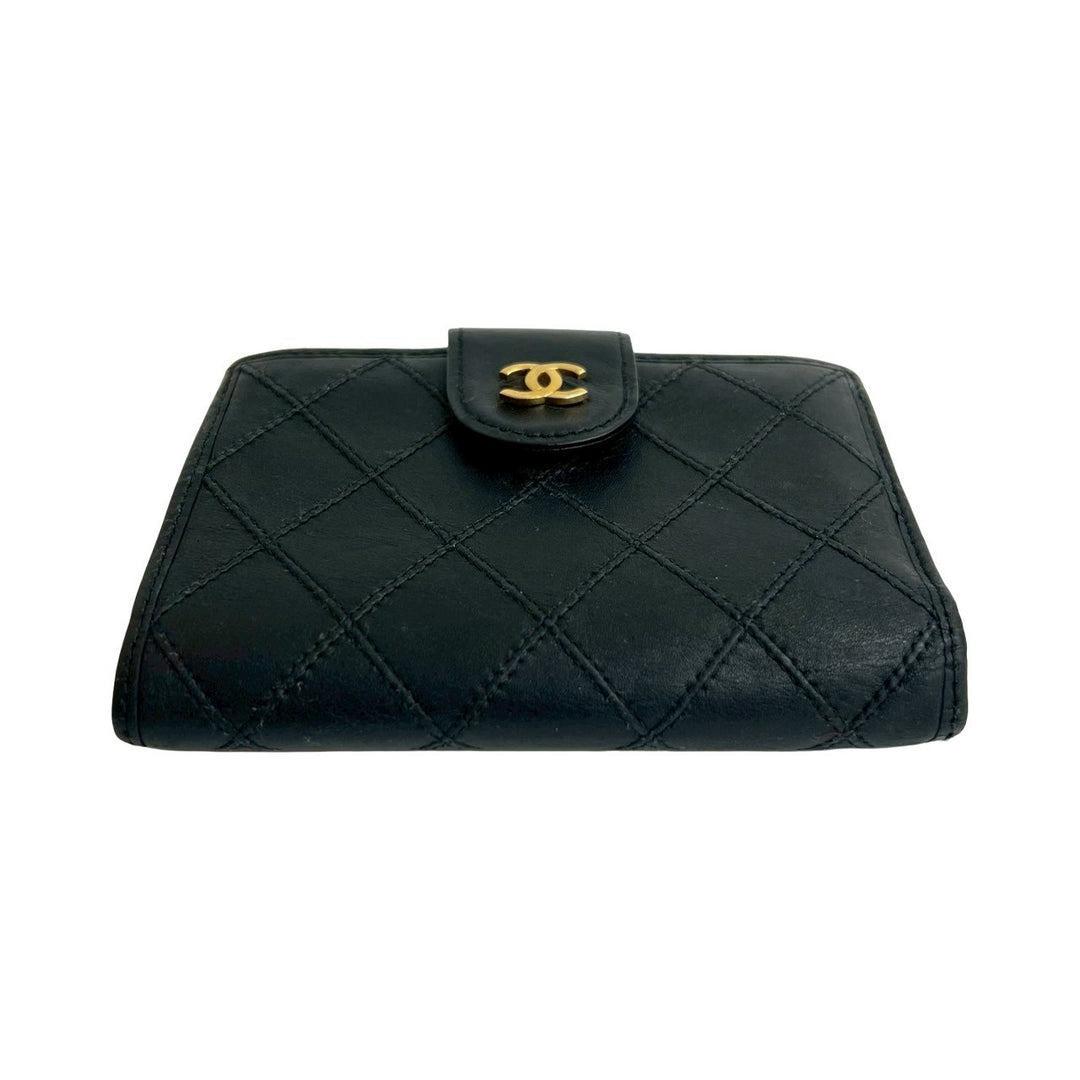 二つ折り財布 シャネル