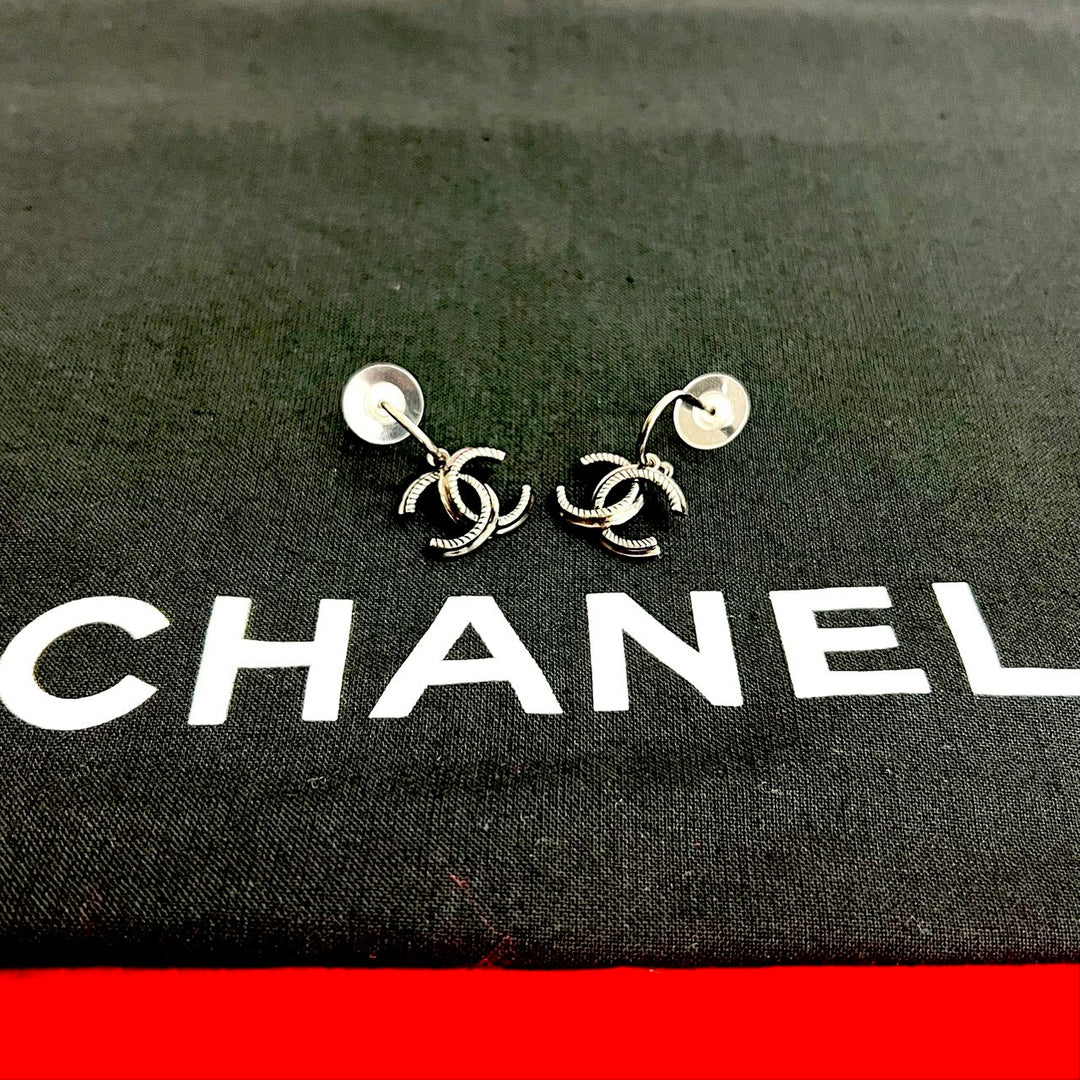 earrings chanel
