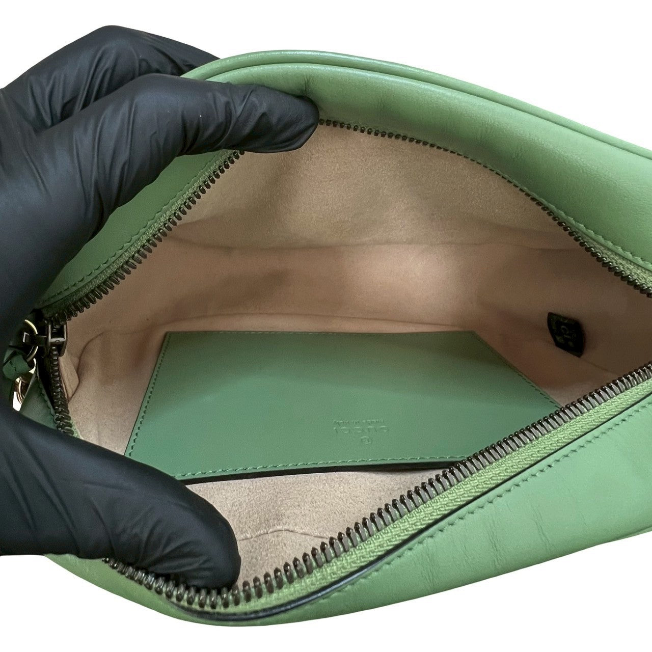 GUCCI グッチ GGマーモント ショルダーバッグ – Trip