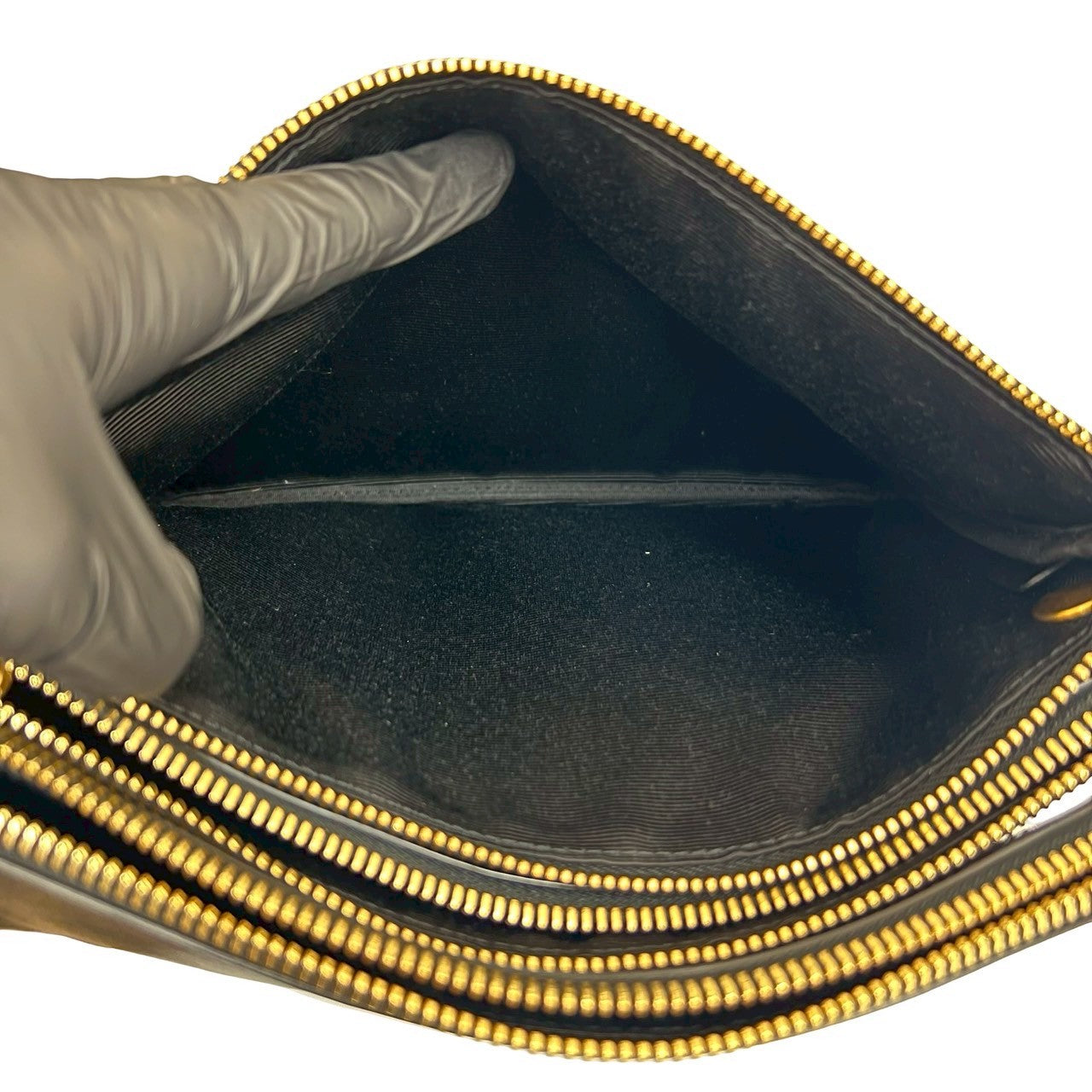 セリーヌ　トリオ　ショルダーバッグ セリーヌのトリオを徹底解剖！ぴったりのカラー・サイズと出会うには