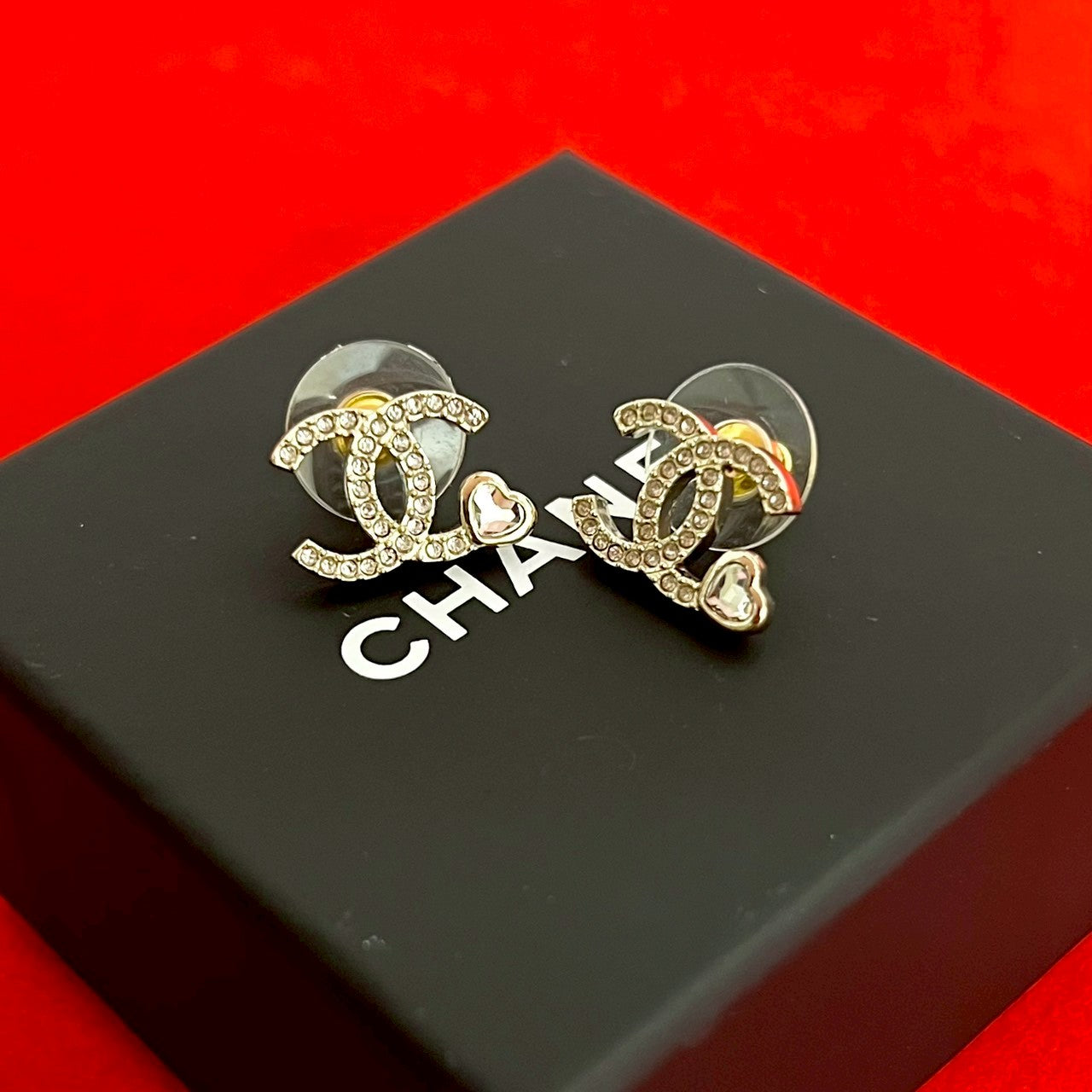 CHANEL シャネル ピアス – Trip