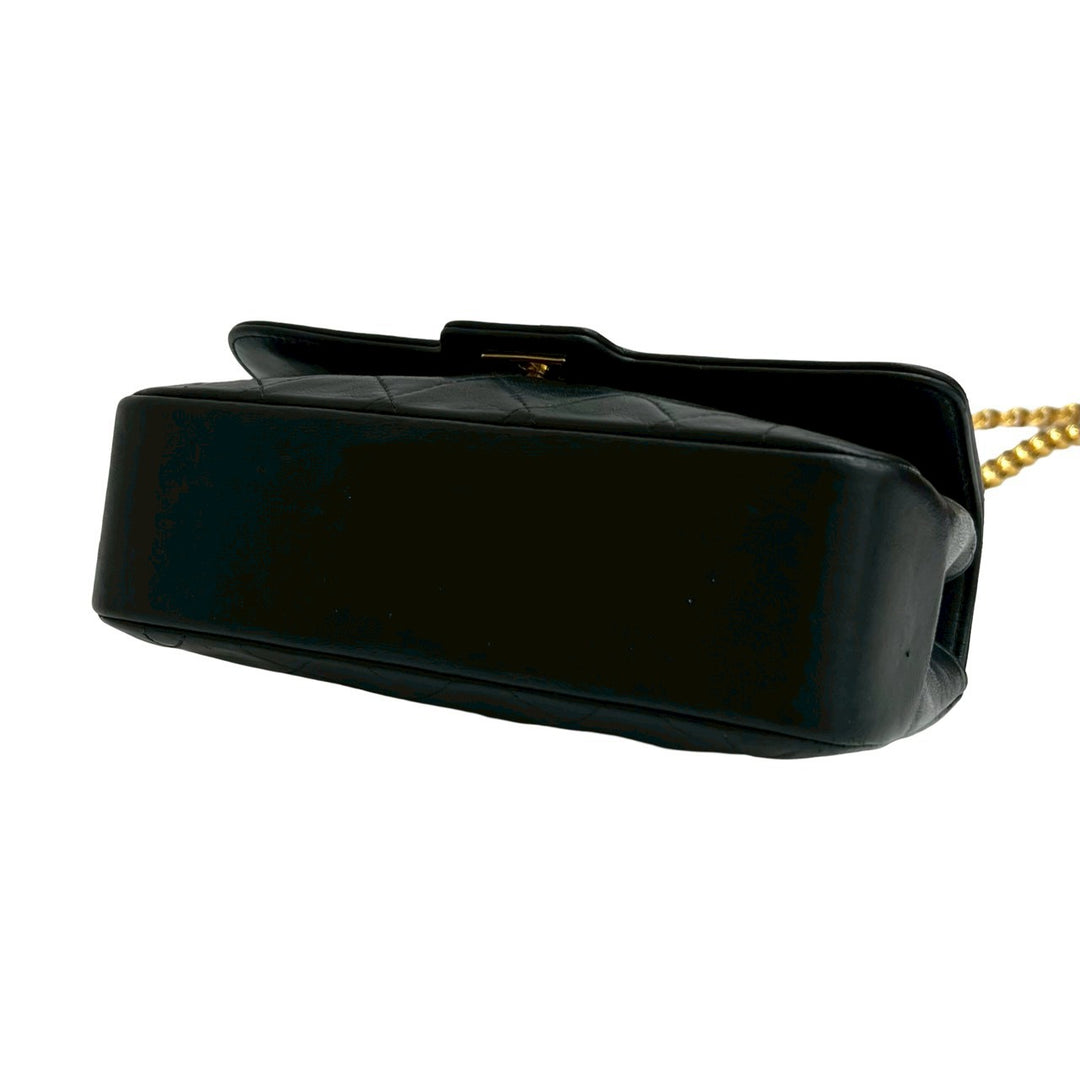 ショルダーバッグ シャネル