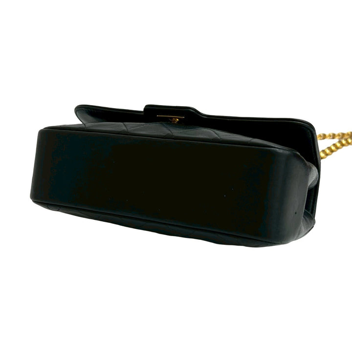 ショルダーバッグ シャネル