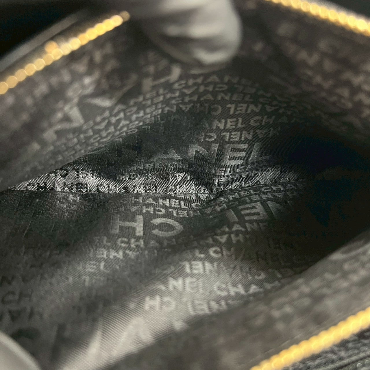 CHANEL シャネル (Vintage) トートバッグ – Trip