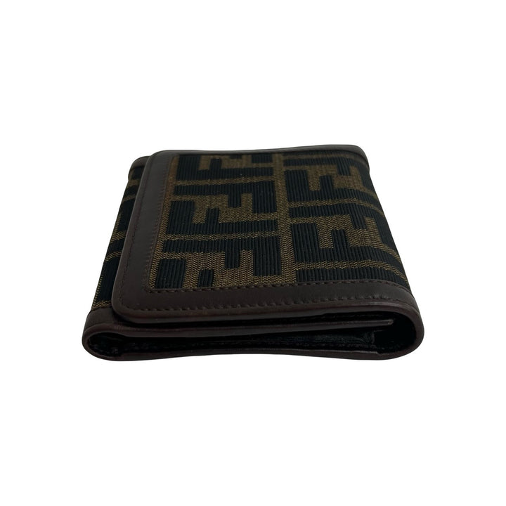 三つ折り財布 フェンディ