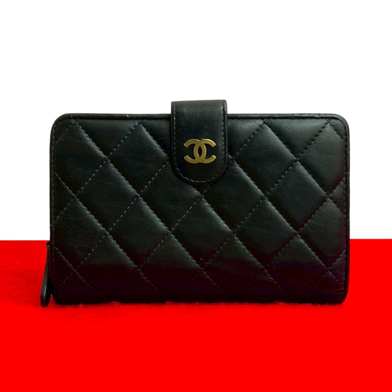 CHANEL シャネル 二つ折り財布 – Trip
