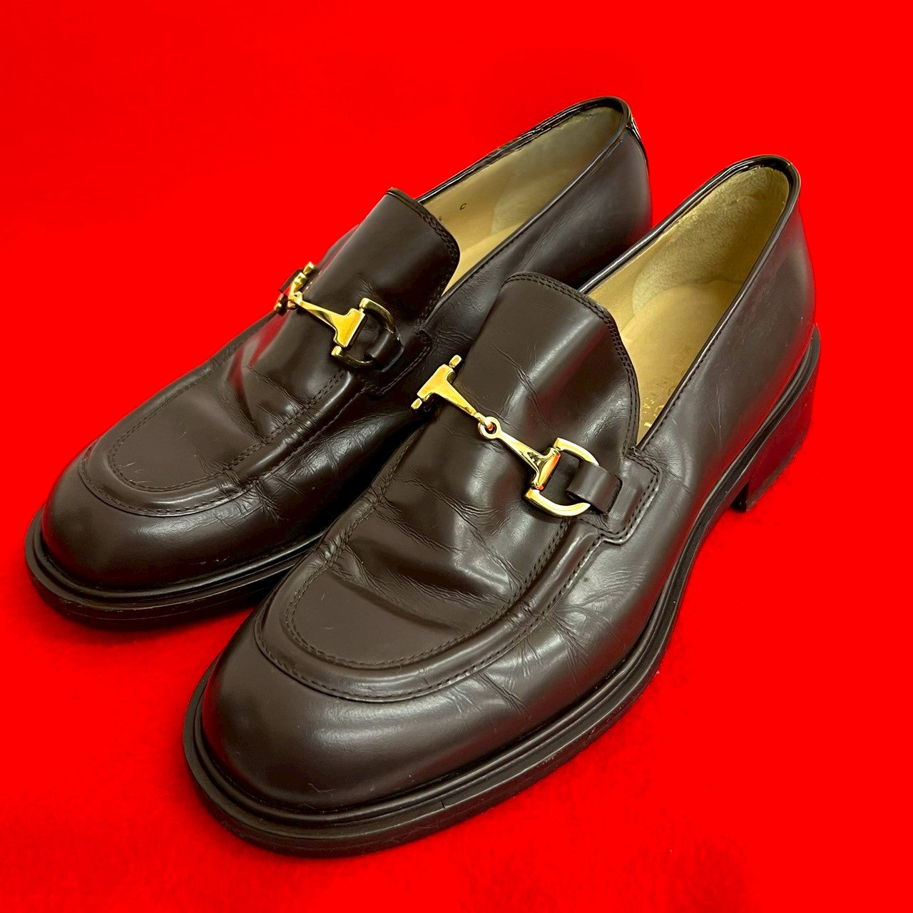 GUCCI グッチ ローファー – Trip