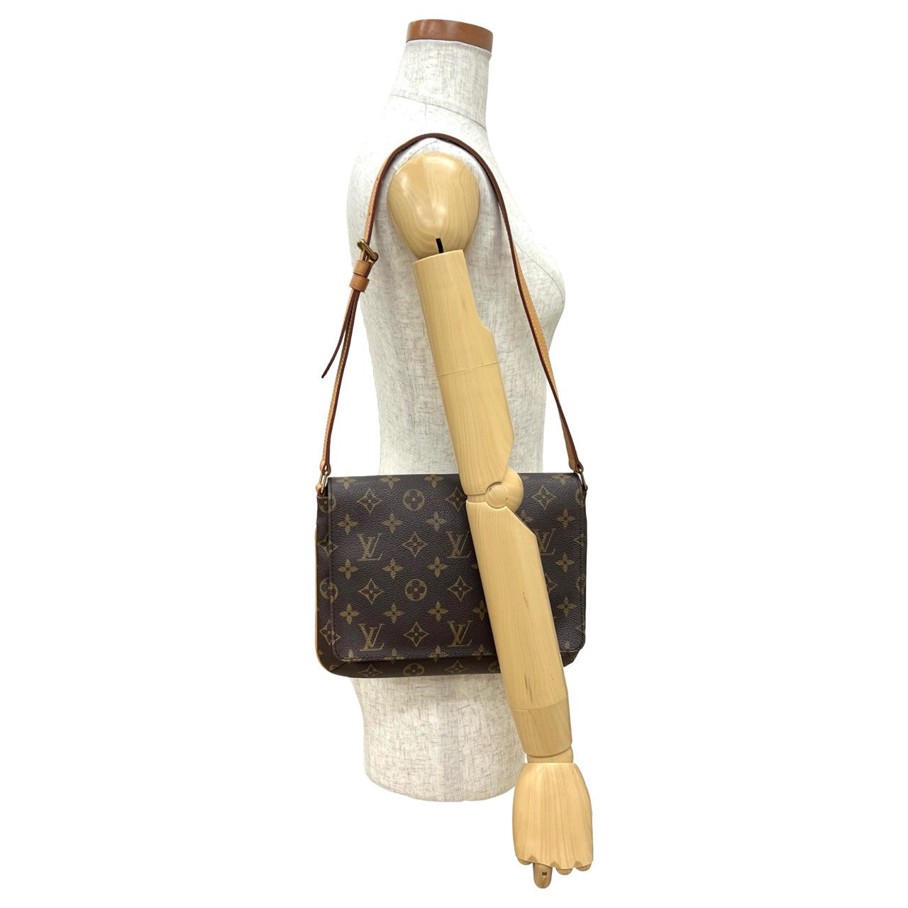 Louis Vuitton ミュゼットタンゴ Louis Vuitton ミュゼットタンゴ ショート バッグ モノグラム