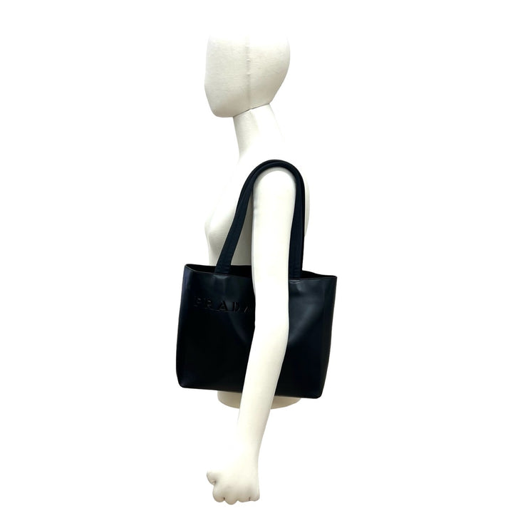 handbag prada