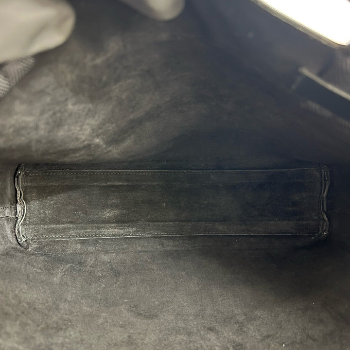 handbag prada