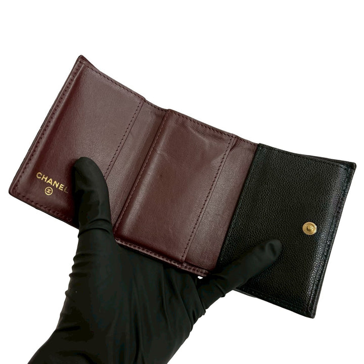 trifold wallet chanel