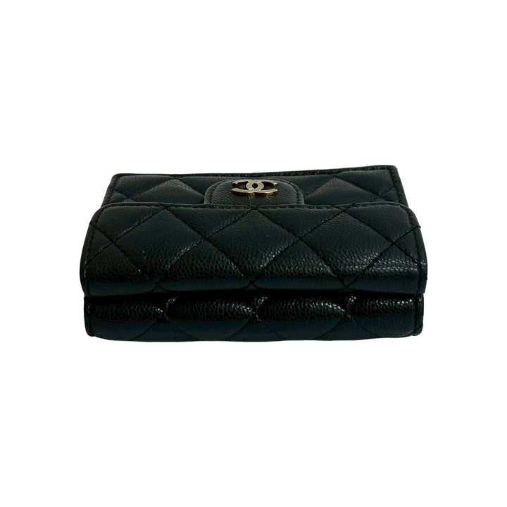 trifold wallet chanel