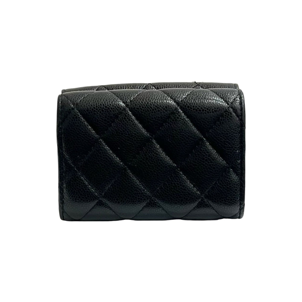 trifold wallet chanel