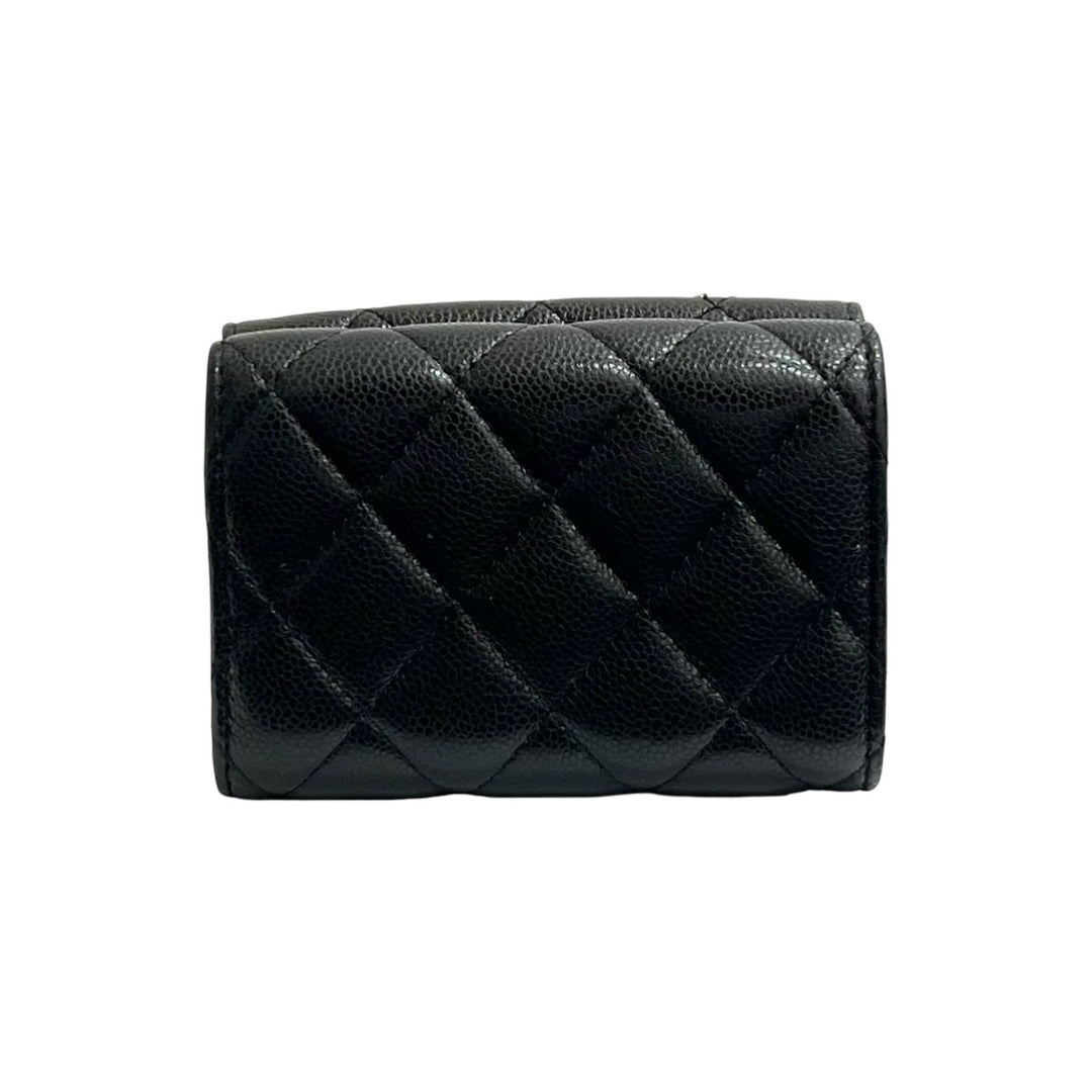 trifold wallet chanel