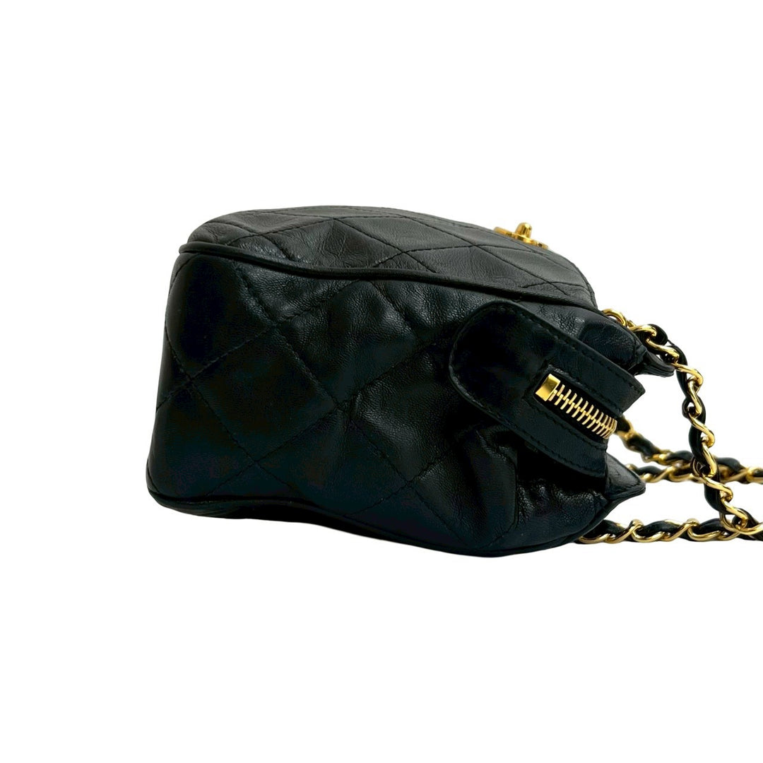 ショルダーバッグ シャネル