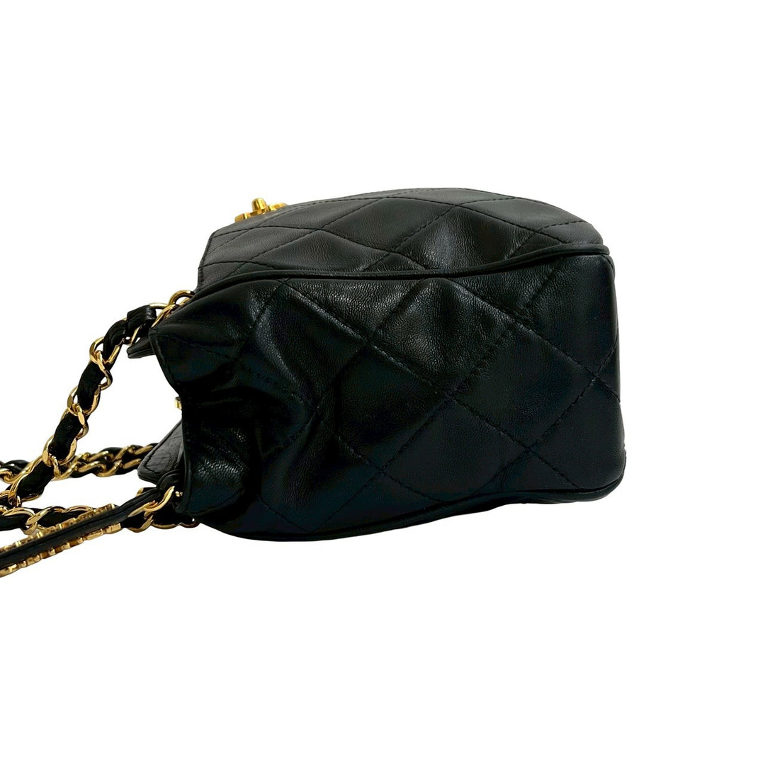 ショルダーバッグ シャネル