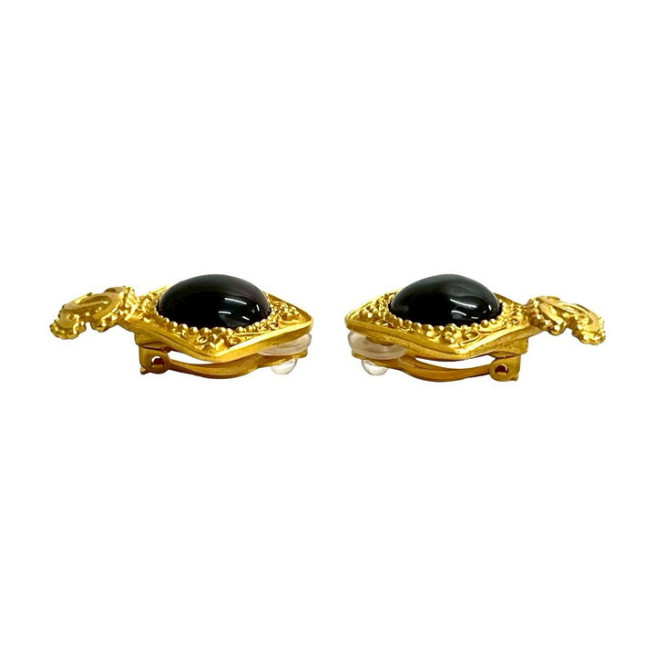 earrings chanel