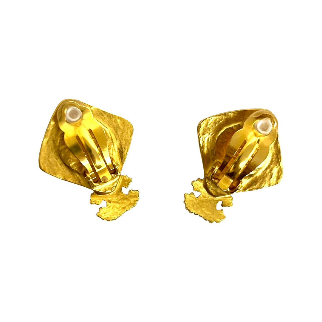 earrings chanel