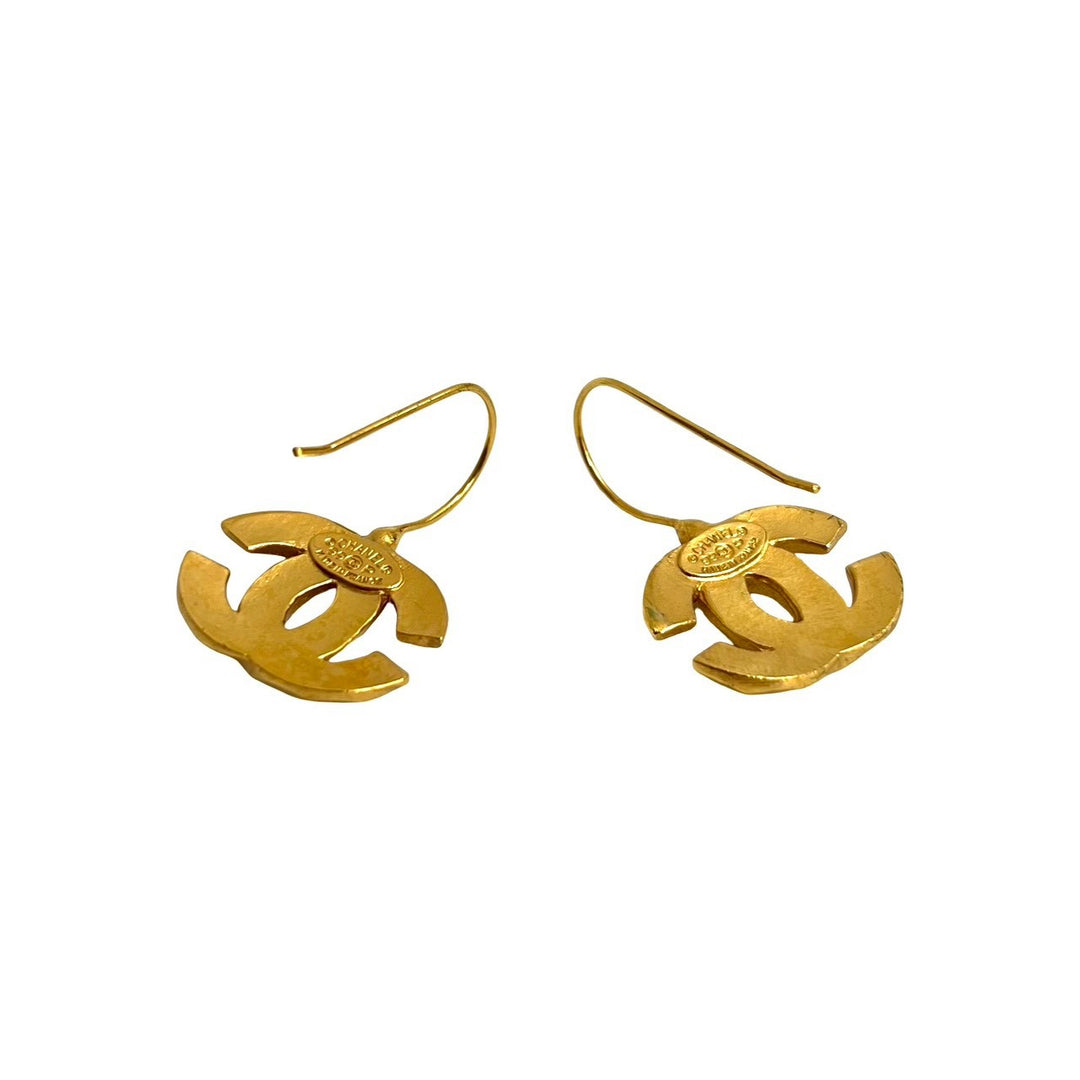 earrings chanel