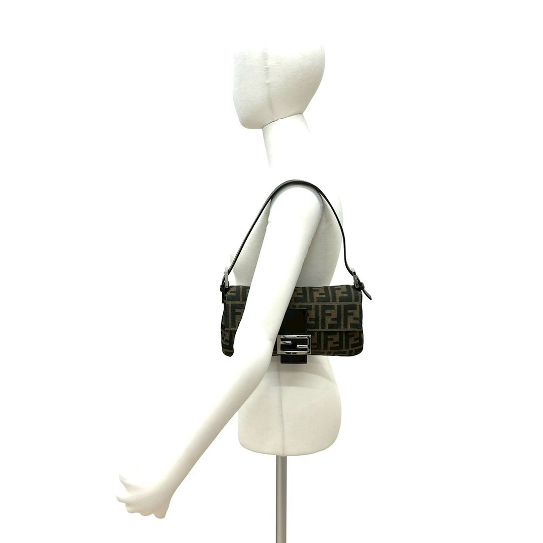 shoulder bag fendi mamma bucket