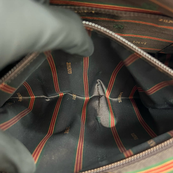 ショルダーバッグ ロエベ