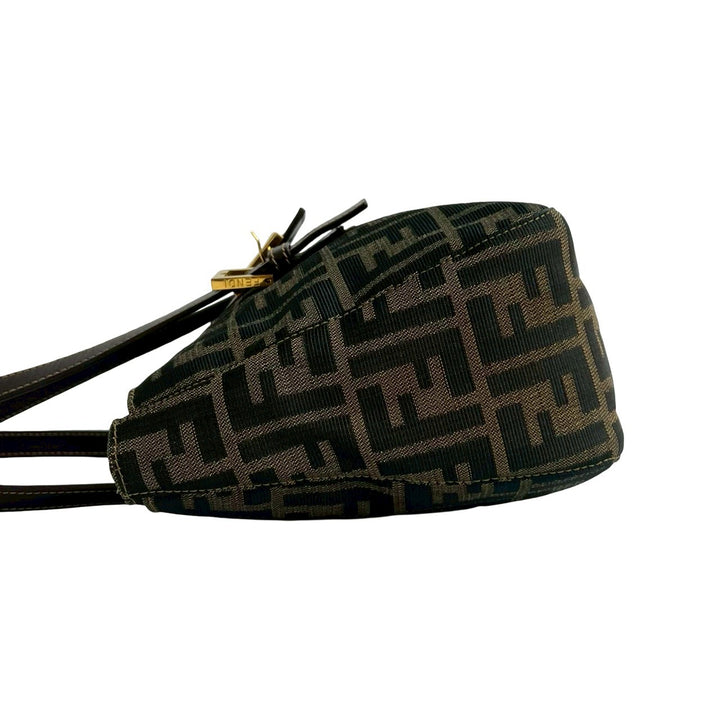 ハンドバッグ フェンディ