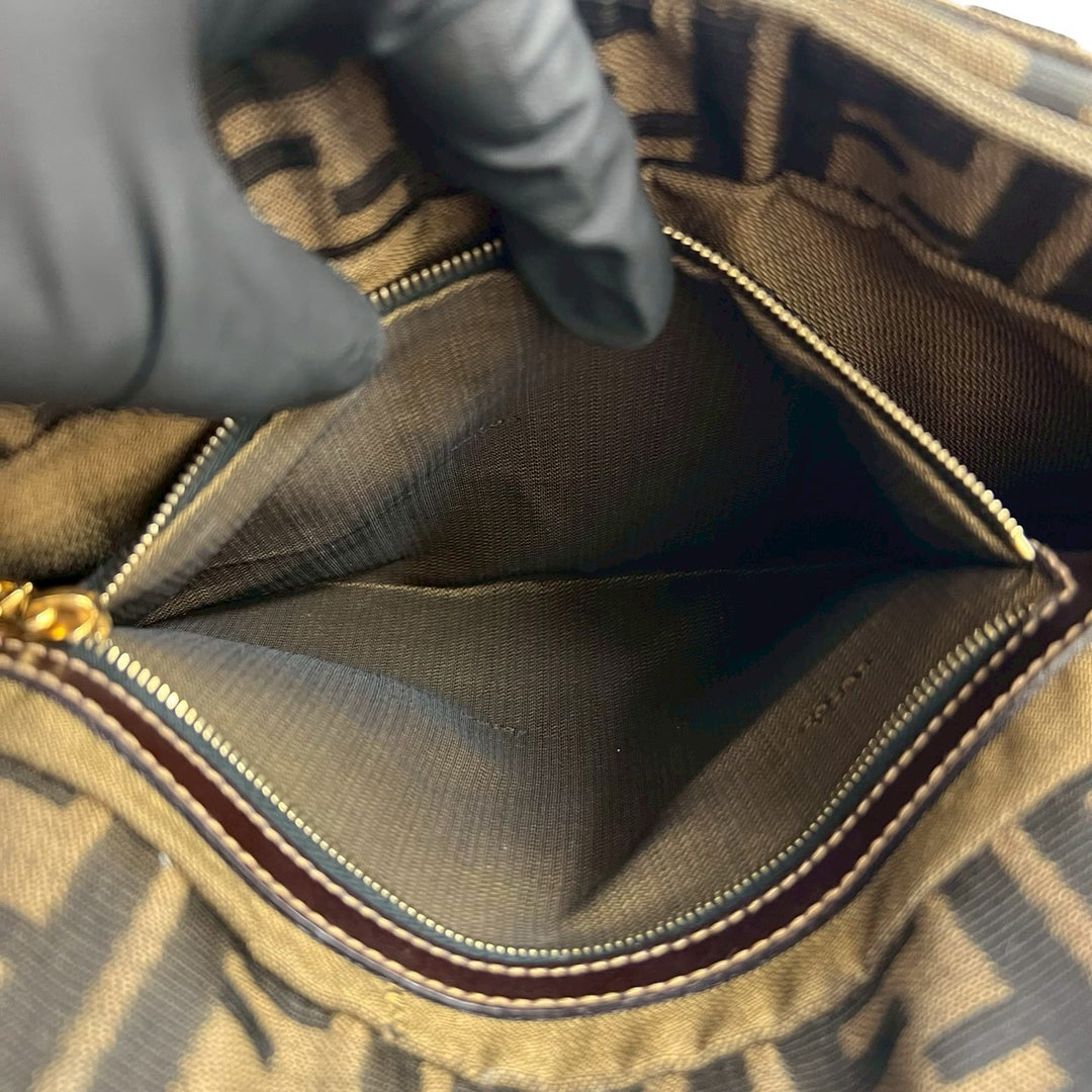 ハンドバッグ フェンディ