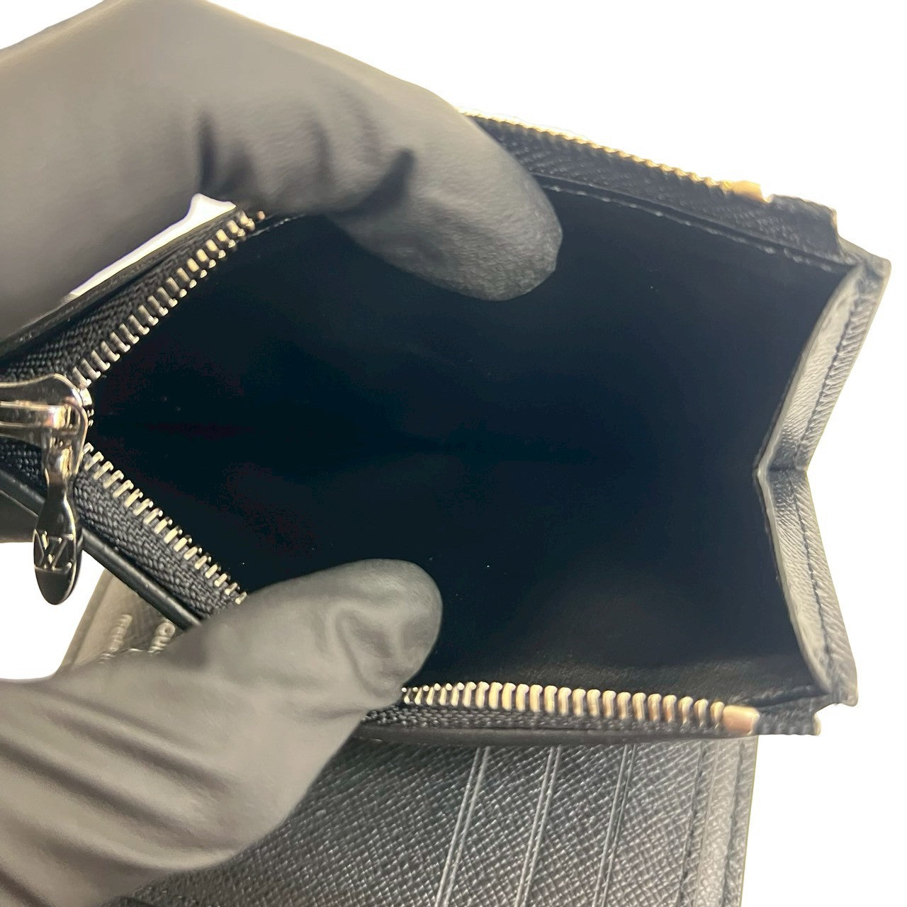 LOUIS VUITTON ルイヴィトン ポルトフォイユ ツイスト コンパクト 三