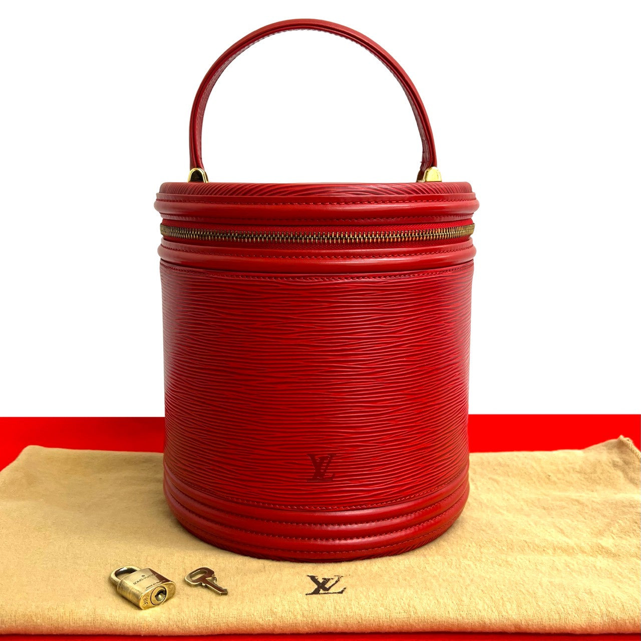 LOUIS VUITTON ルイヴィトン (Vintage) カンヌ ハンドバッグ – Trip LOUIS VUITTON ルイヴィトン (Vintage) カンヌ ハンドバッグ – Trip