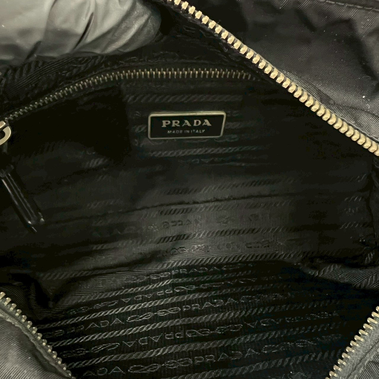 PRADA プラダ ショルダーバッグ – Trip