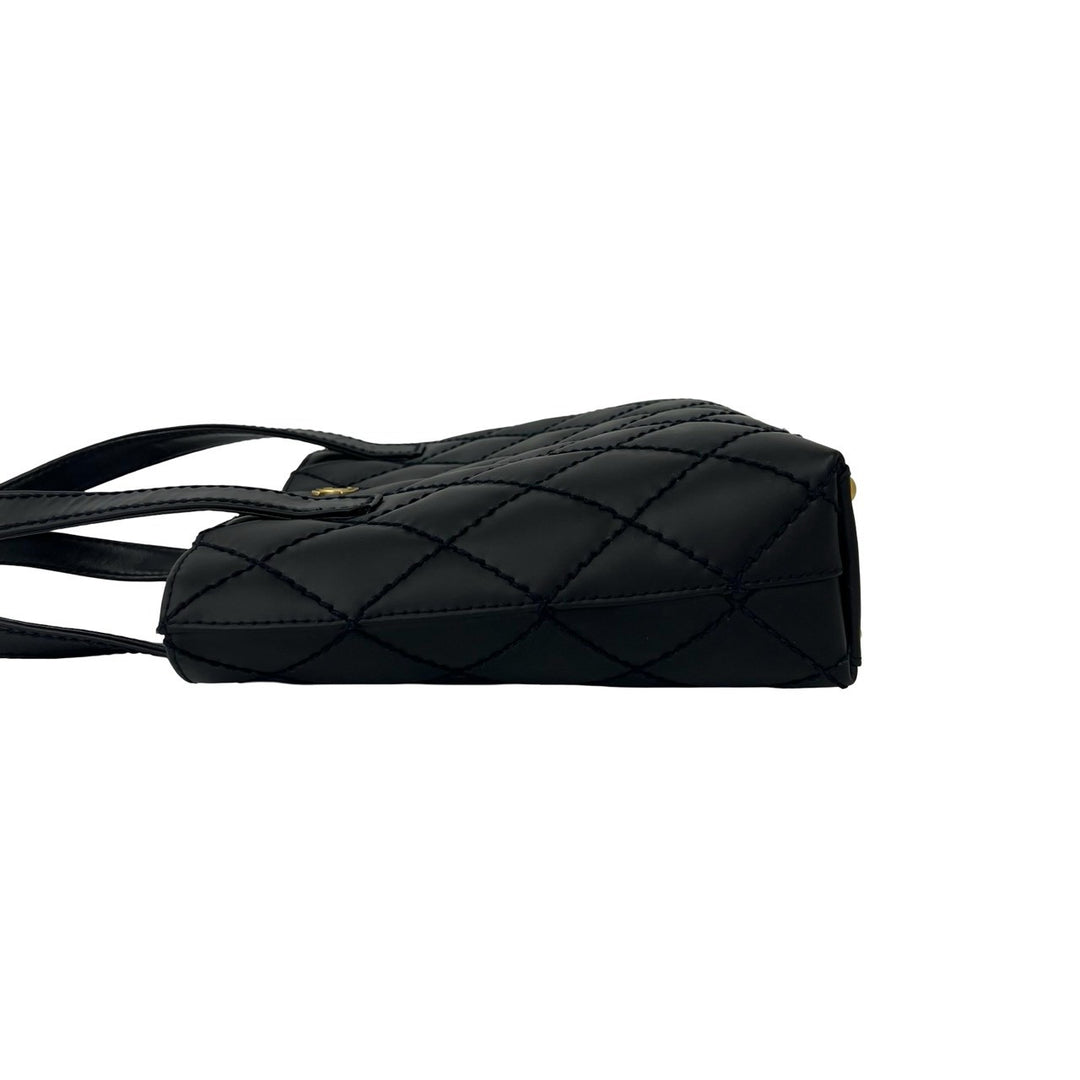 ハンドバッグ シャネル