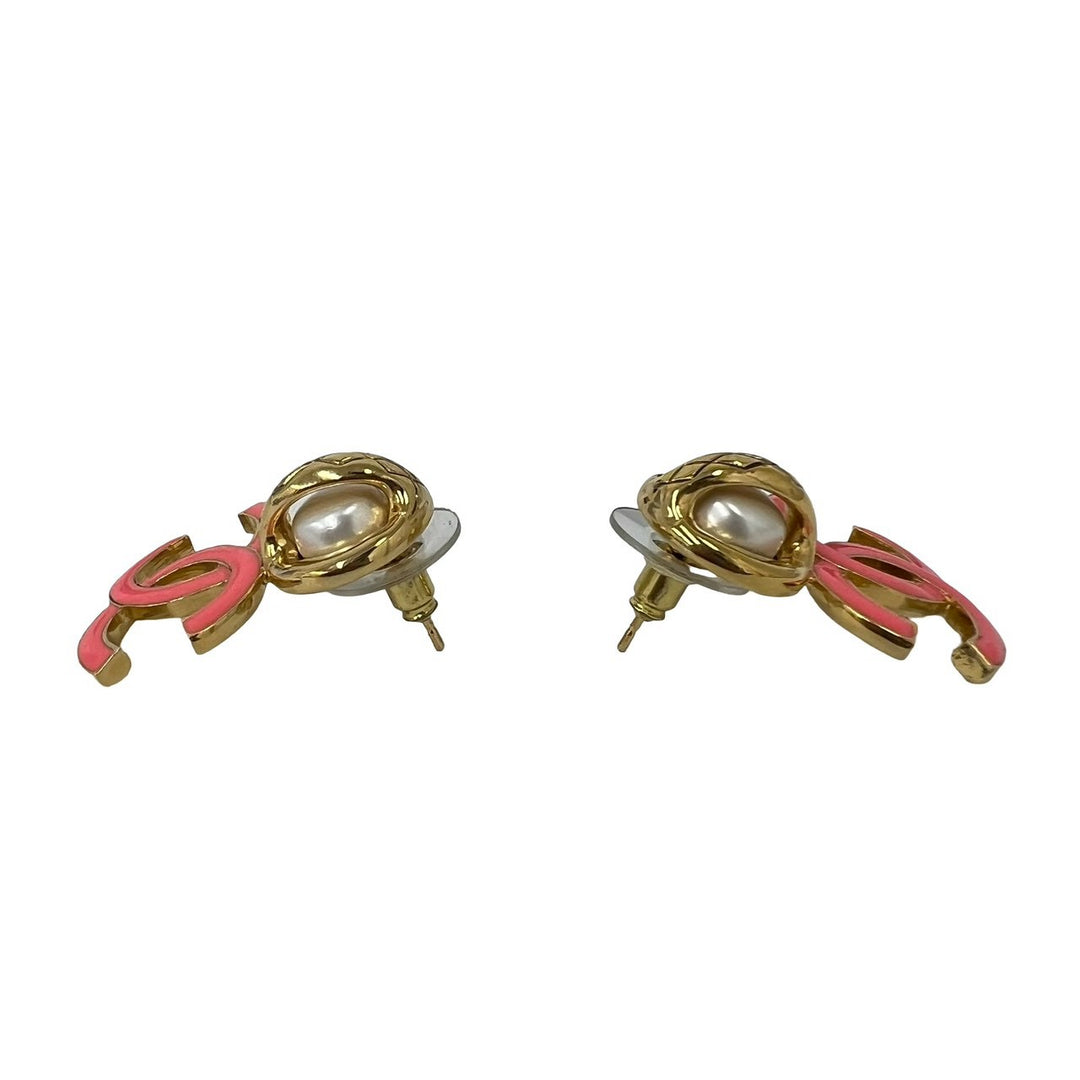 ピアス シャネル