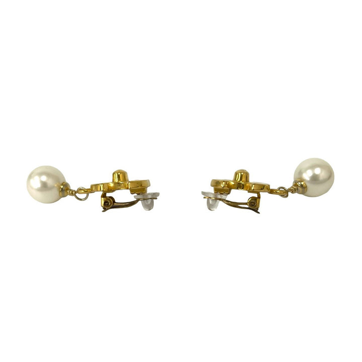 earrings chanel