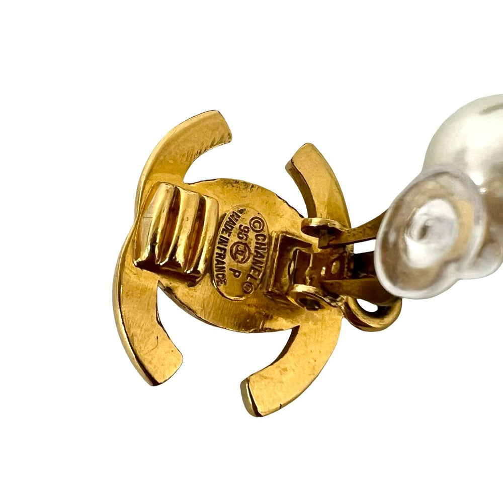 earrings chanel