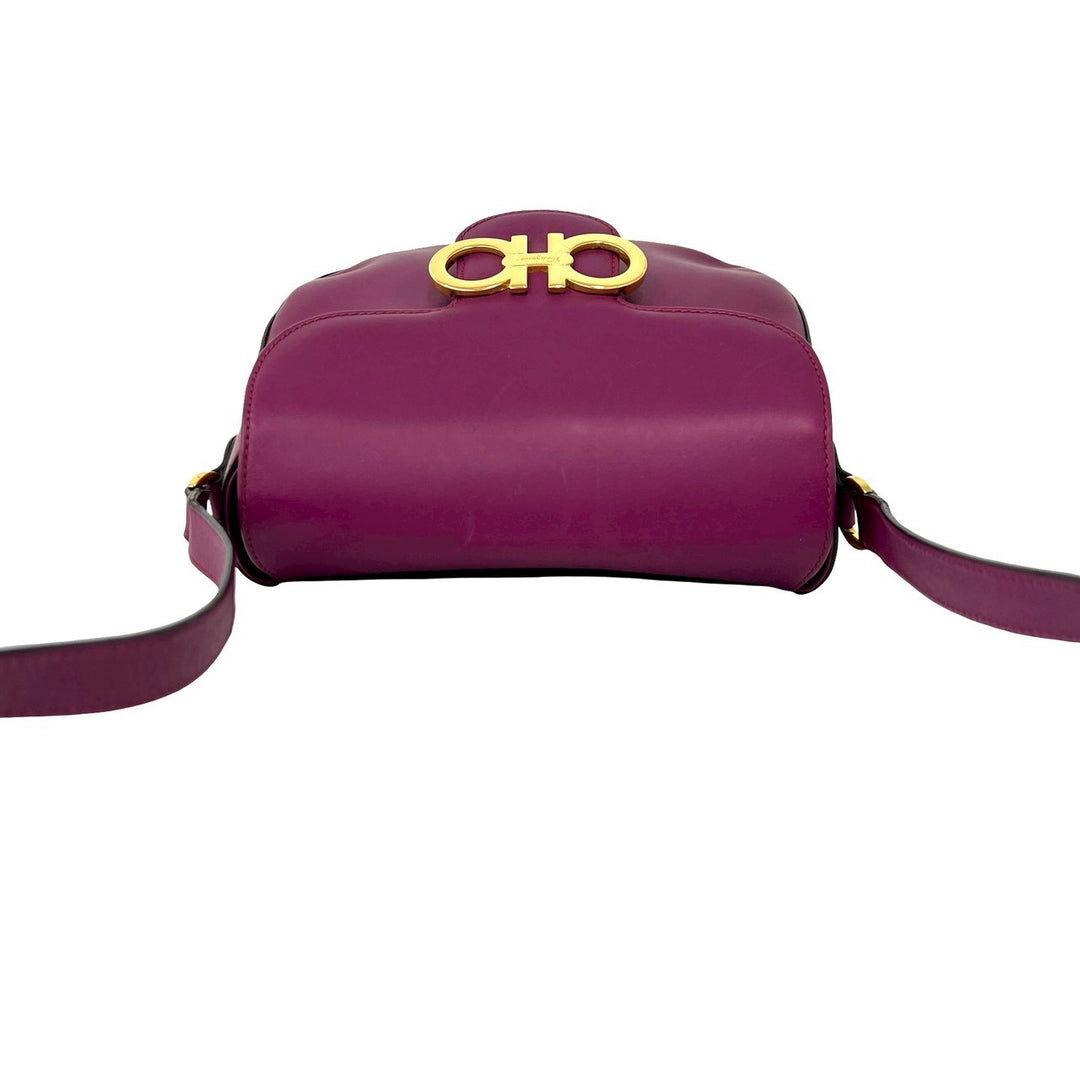 shoulder bag salvatore ferragamo