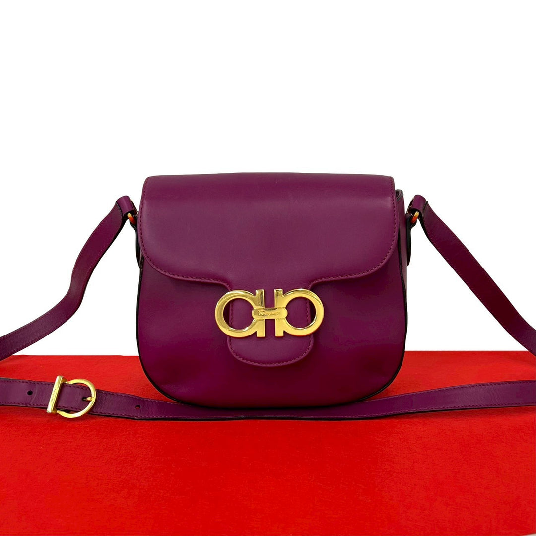 shoulder bag salvatore ferragamo