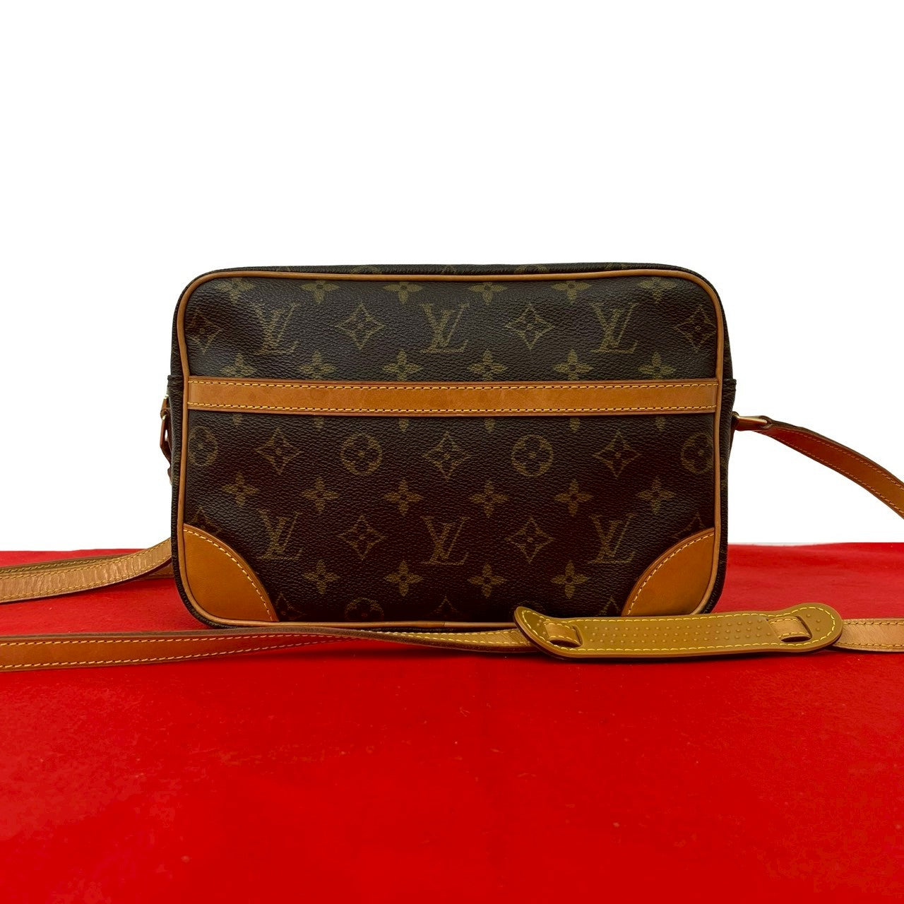 専用　ルイヴィトン　トロカデロ LOUIS VUITTON ルイヴィトン (Vintage) トロカデロ 28 ショルダー